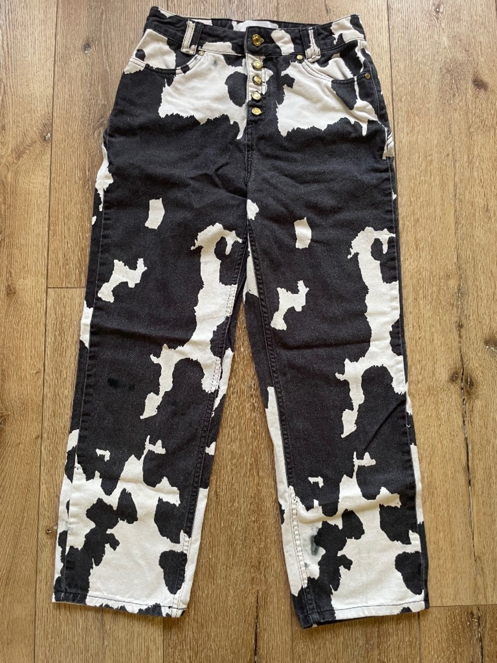 House Of Sunny Jessie Jean – Cow Print Denim Size 4 - Picture 2 of 14